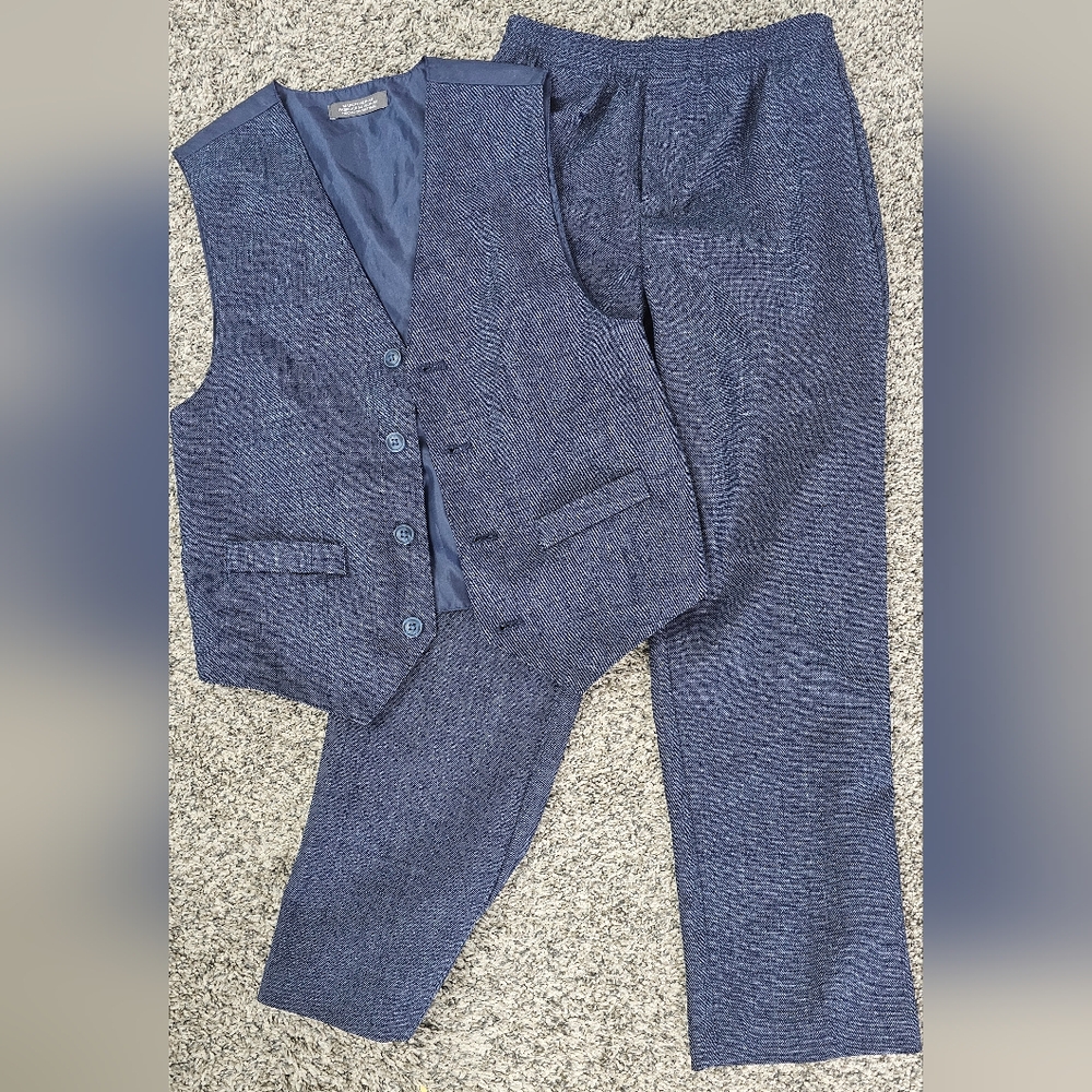 Stylish Blue Suit Vest and Pants